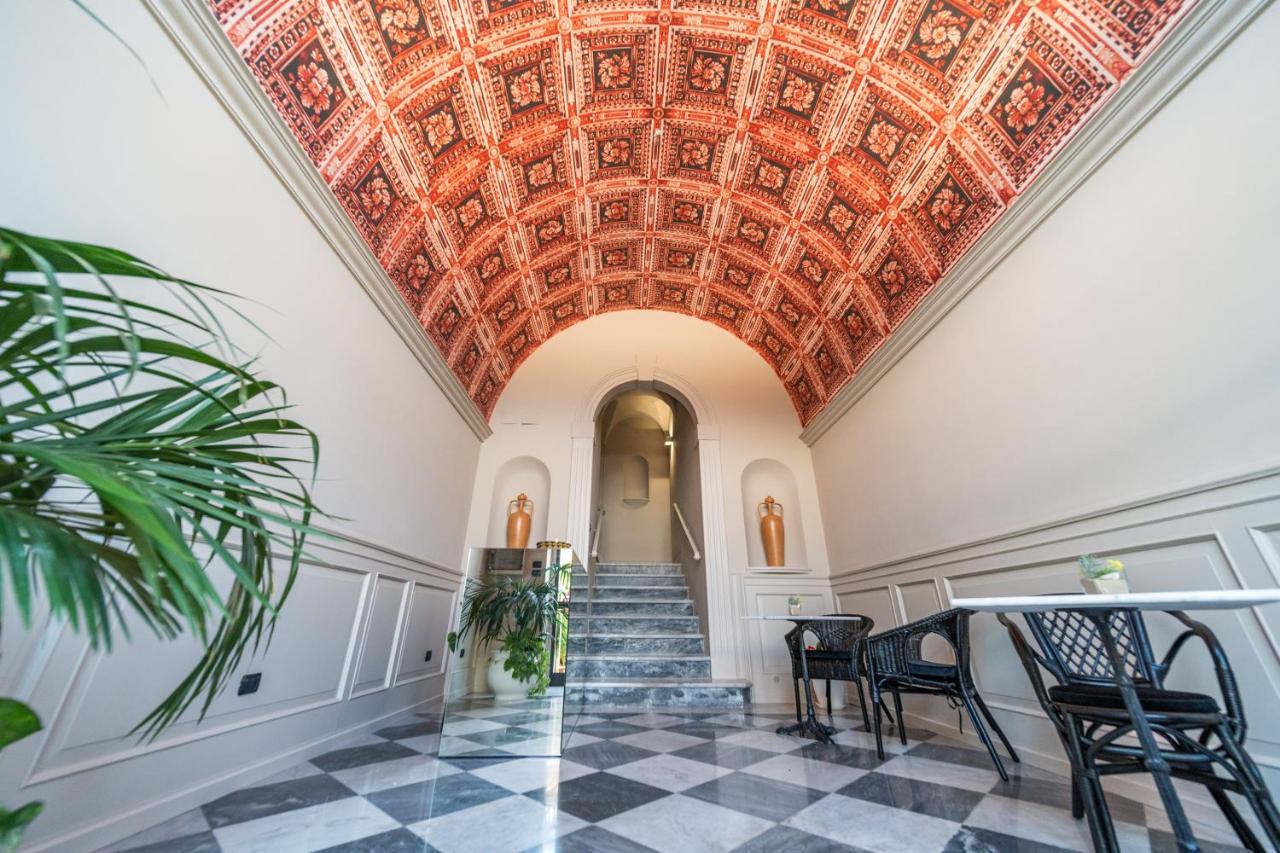 غالّيبولي Palazzo Vergine - By Inside Salento المظهر الخارجي الصورة